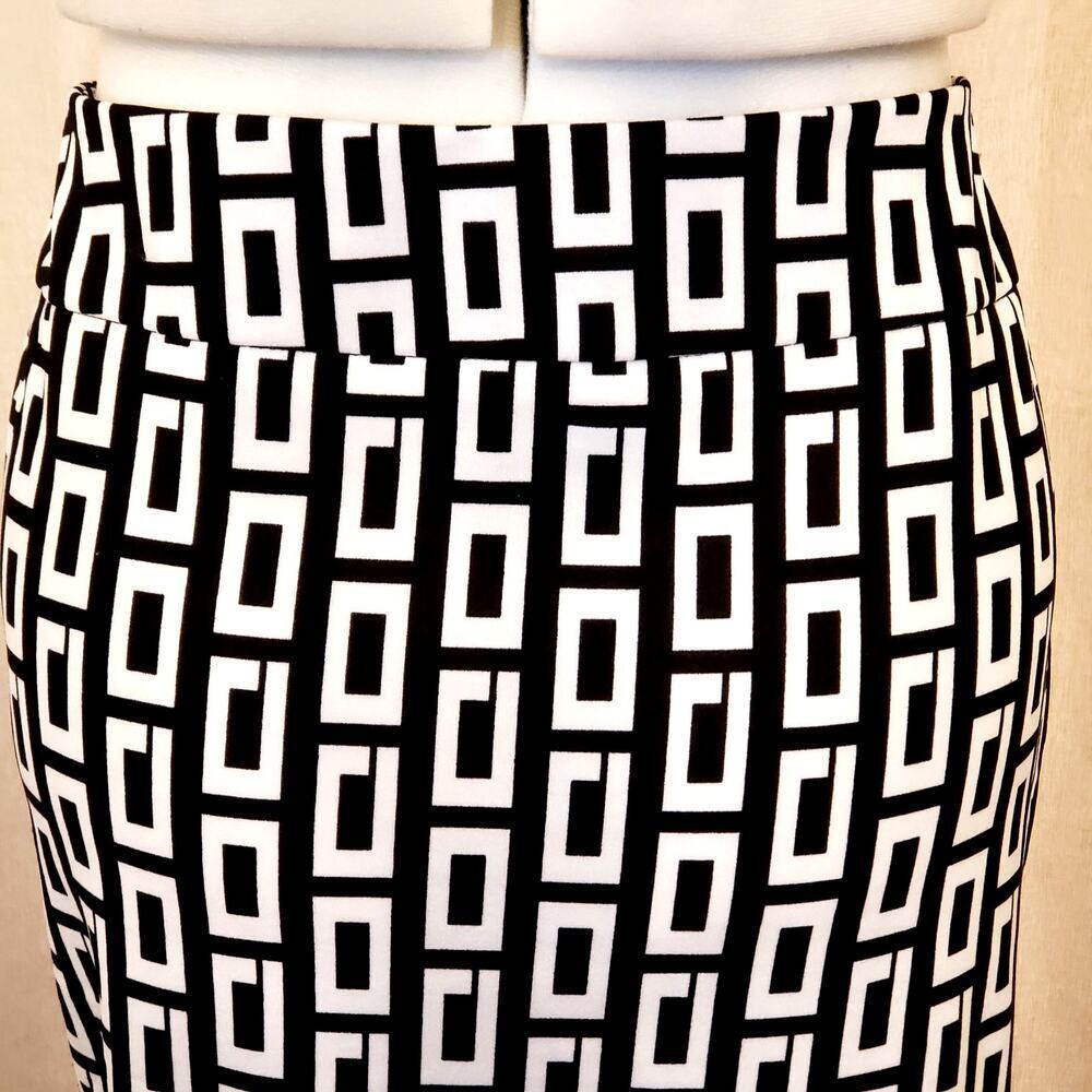 Ashley Stewart High Waist Geometric Black & White Pencil Office Skirt Size 18/20 - Picture 4 of 7